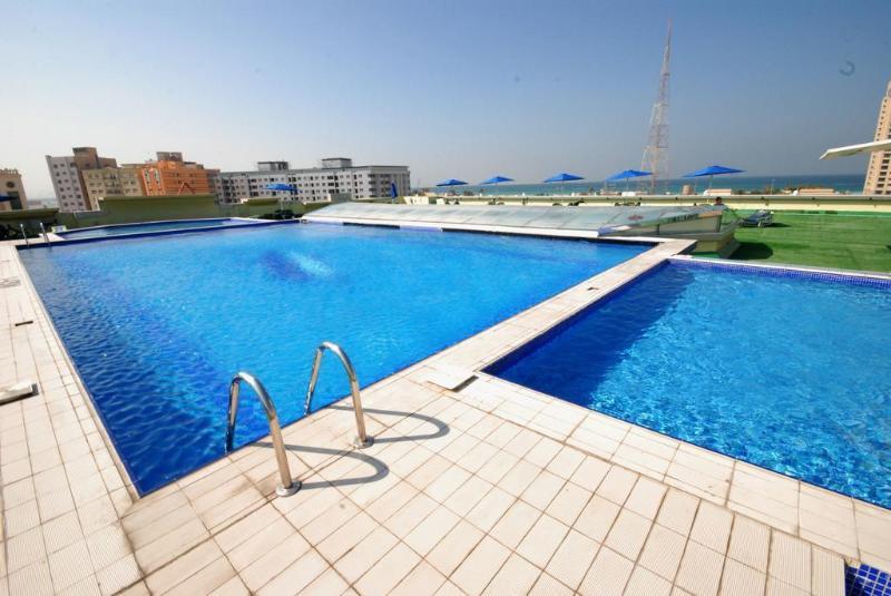 Hotel Al Bustan Flats Schardscha Exterior foto